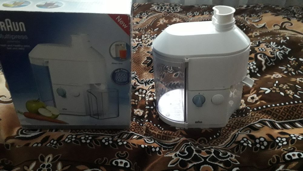Соковыжималка, сокочавилка Braun