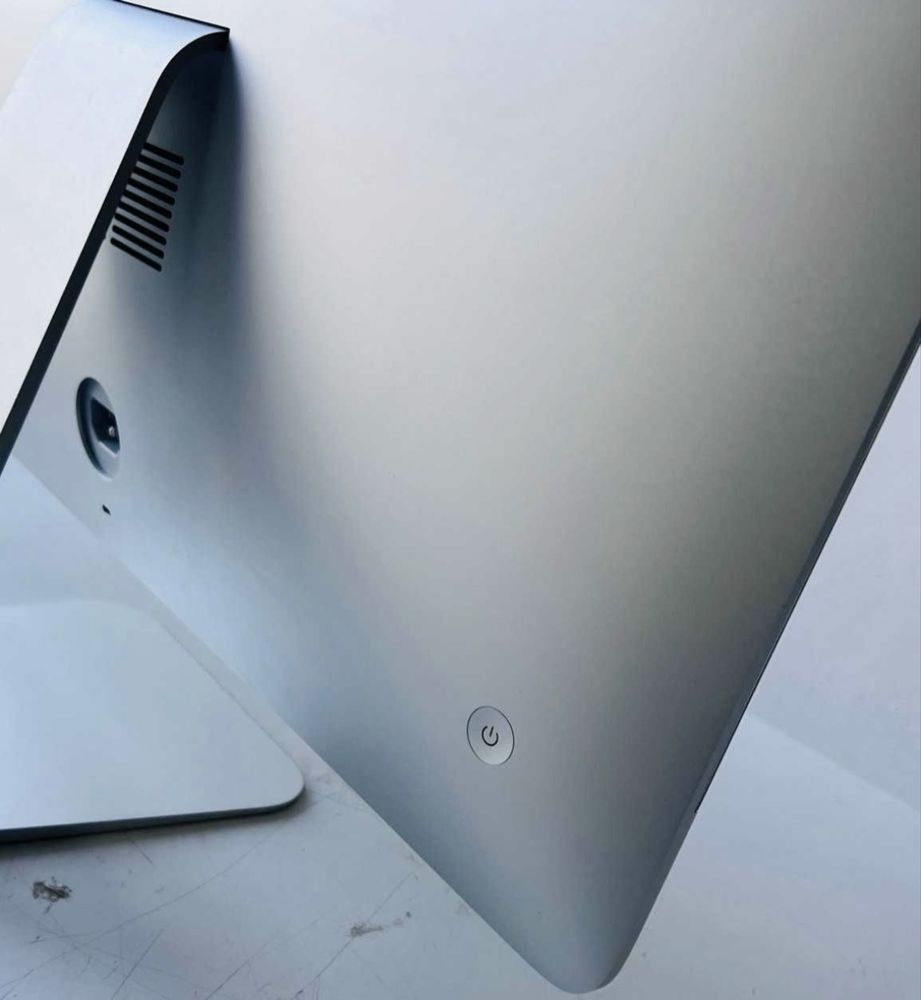 lMac 21.5Retina 4K 6-Core I5 2019