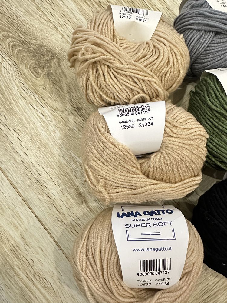 Розпродаж пряжи Lana Gatto super soft
