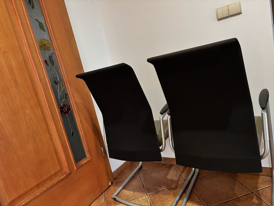 Krzesło konferencyjne biurowe Bejot Vector VT 230