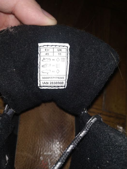 Кросівки Puma Nike 44-46 взуття тренінгове черевики Clarks кроси боти
