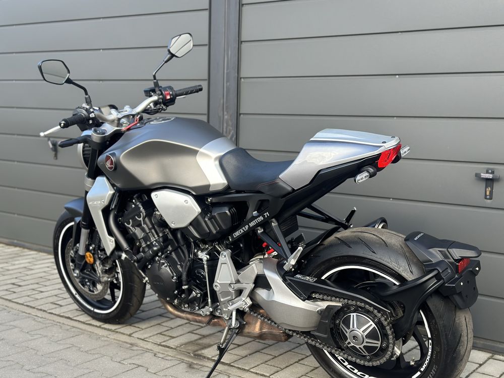 Honda CB1000r z 2019r tylko 6 tys km piekna