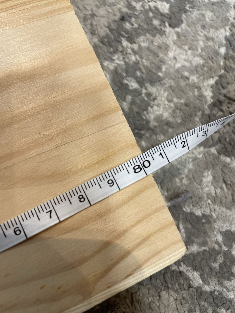 Wieszak sosnowy Ikea dla dzieci