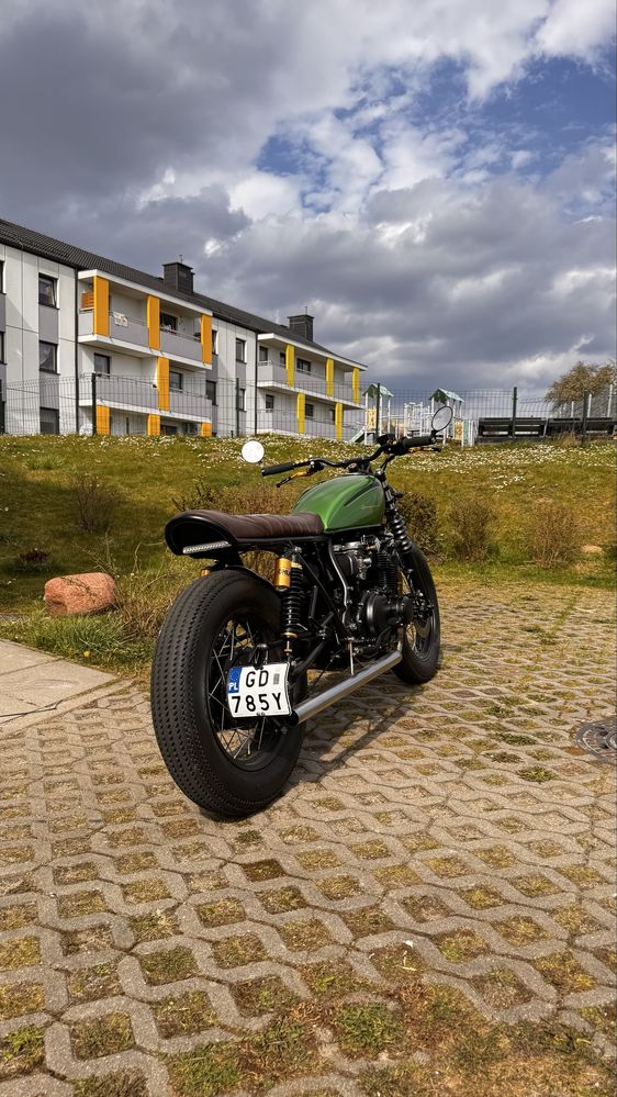 Motocyl custom brat style /cafe racer suzuki GS 550