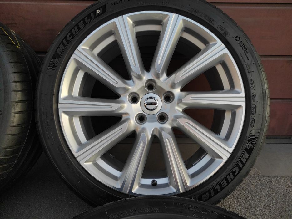 Koła R19 5x108 VOLVO V90 S90 S80 255/40R19 V70 8,5jx19 ET47 XC70 felgi