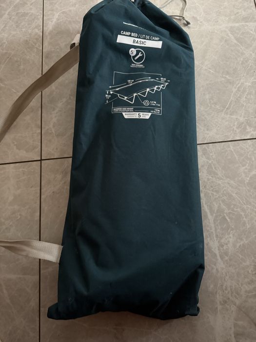 Sprzedam 2 Łóżka polowe / turystyczne jednoosobowe Quechua. Basic 5