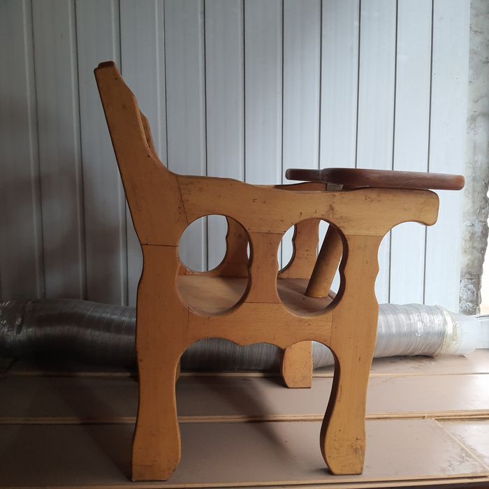 Дитячій стілець, натуральне дерево