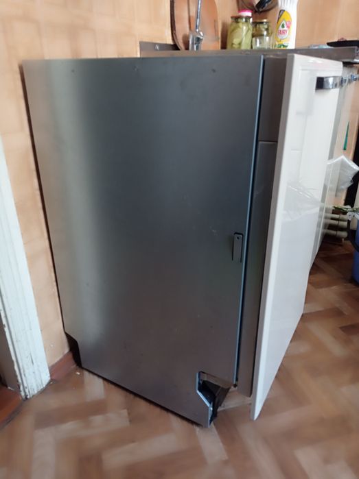 Продам посудомойу Индезит