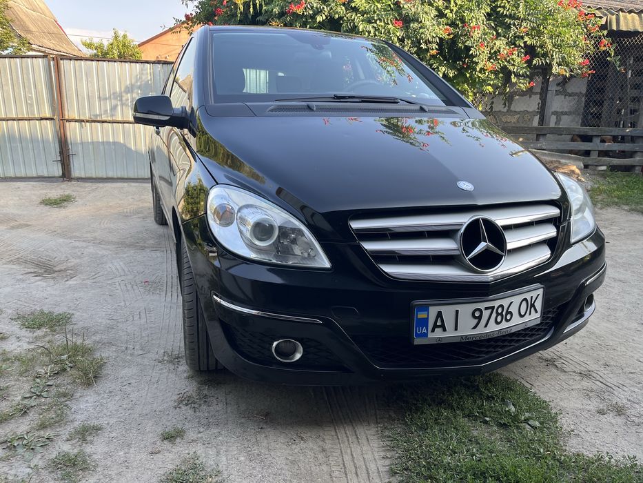Mercedes-Benz B170