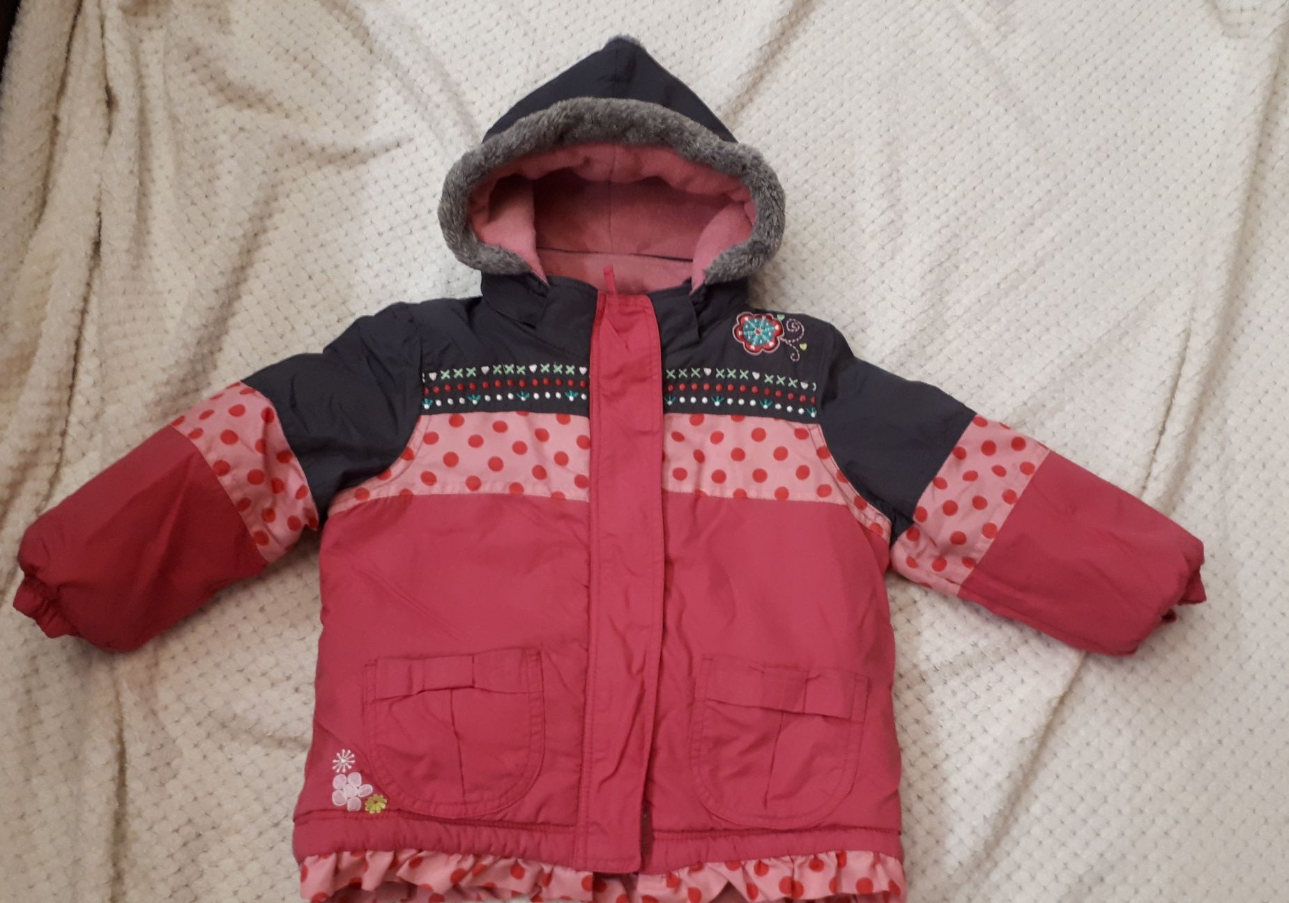 Теплая зимняя куртка для девочки 2 года