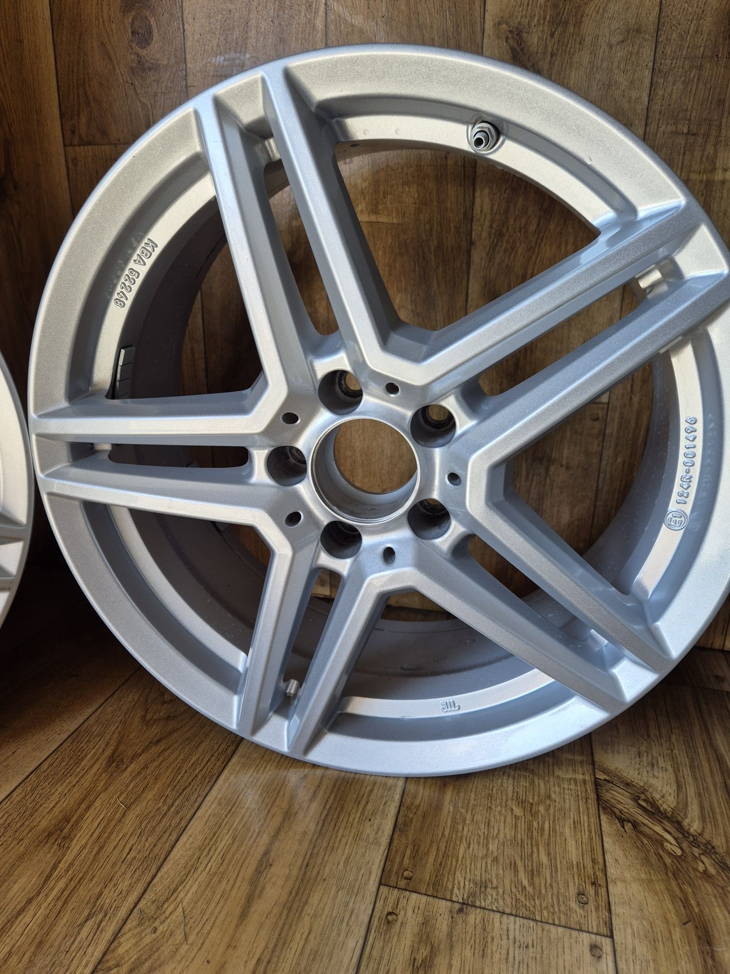 Alufelgi Uniwheels 18cali 5x112 et44 i et48 j 7,5i8,5 dwie szerokości