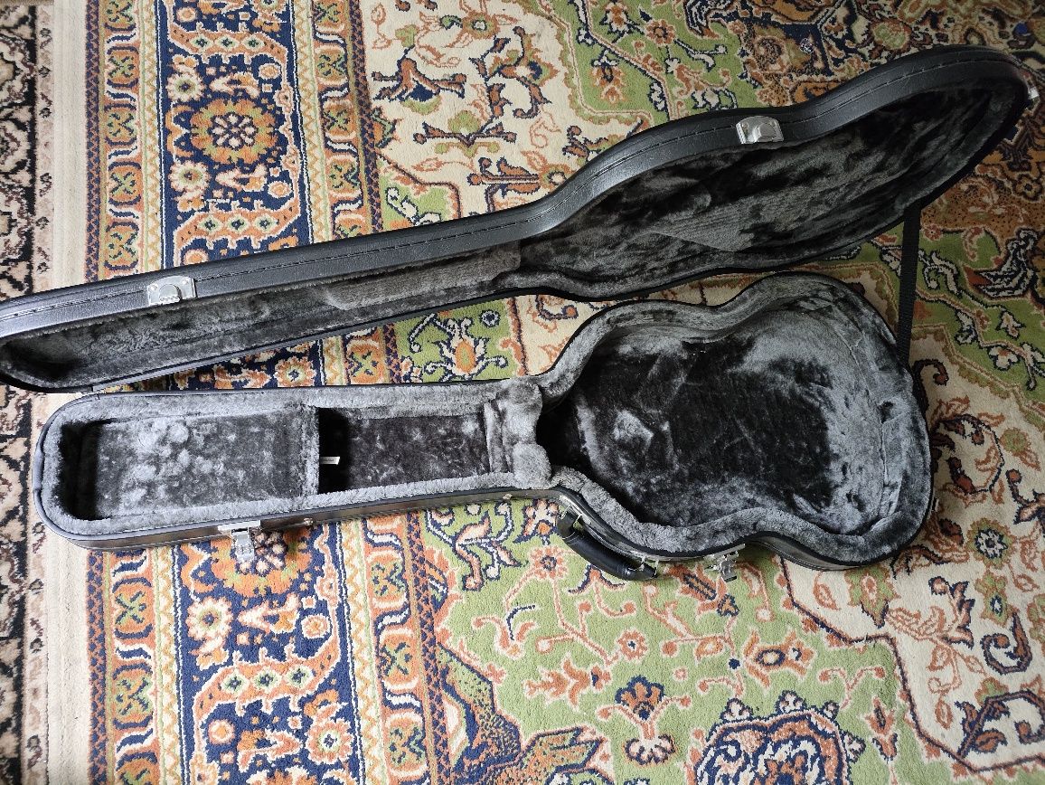 Gitara Slick SL54 T BK oraz gitara Epiphone SG G-400 z twardym casem