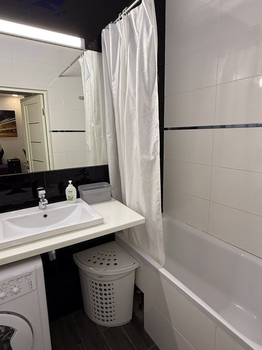 Сдам двухкомнатную квартиру в центре Асташкина Кадорр