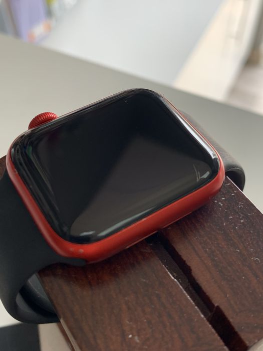 Оригінальні Apple watch series 6 40  mm product red