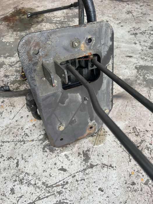 Rozdzielacz 3 Sek. hydrauliczny na przyczepy do Renault ergos