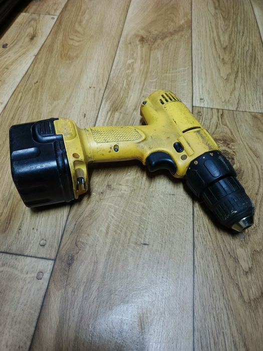 Wkrętarka 12V DeWalt