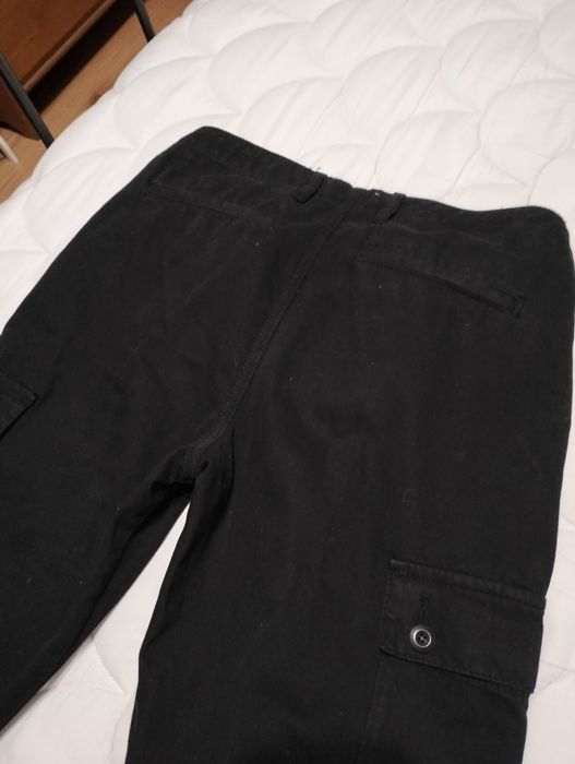 Czarne jeansowe bojówki Zara