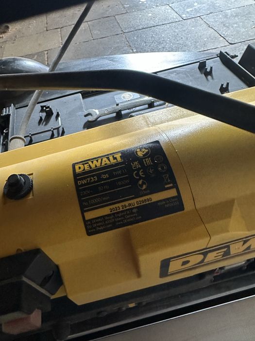Dewalt dc733 qs grubościówka