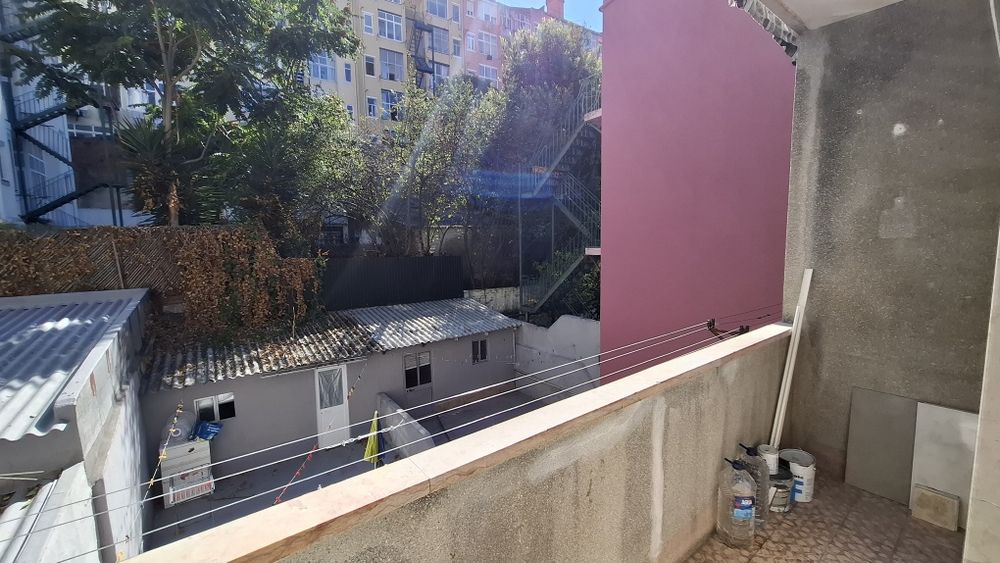 T1 renovado Anjos - Rua Triângulo Vermelho