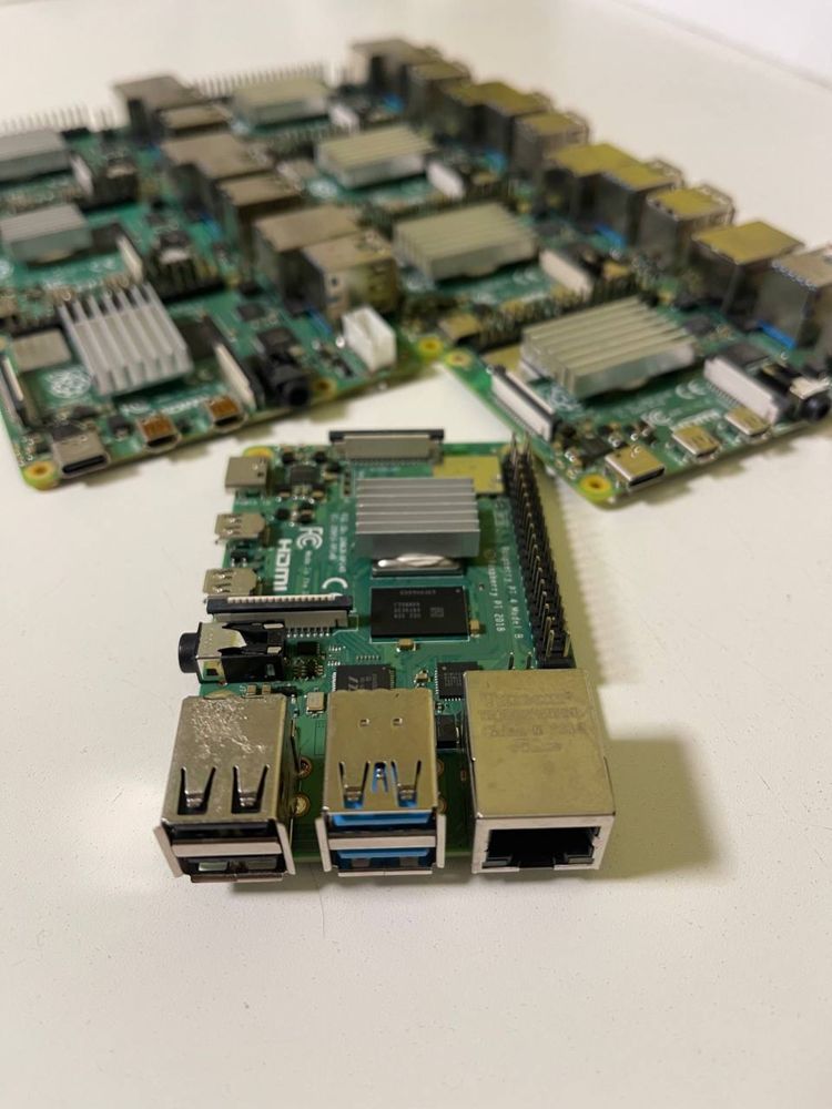 Міні ПК Raspberry Pi 4 Model B 2 gb