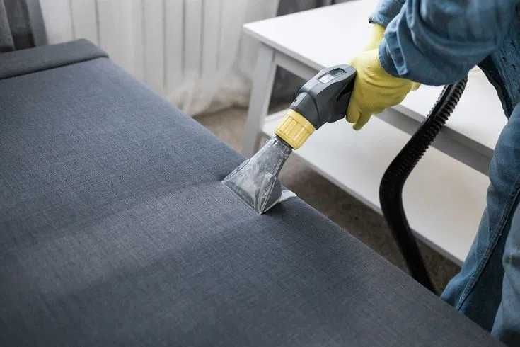 Виїзна хімчистка меблів у Києві
