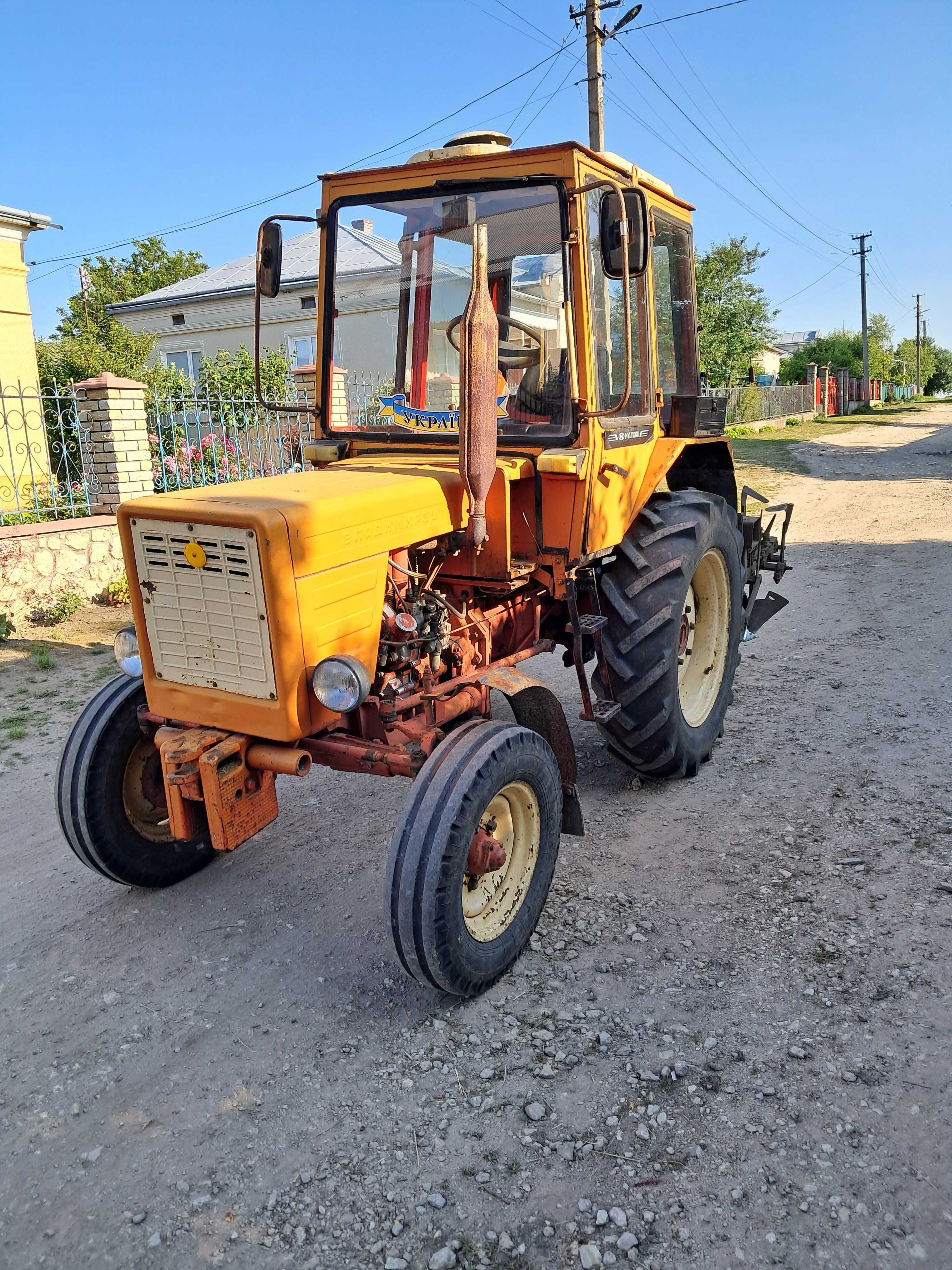 Трактор хтз  т25