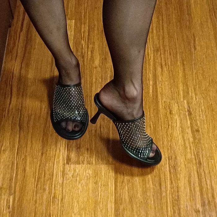 Sandały, klapki Ted Baker 37 z cyrkoniami