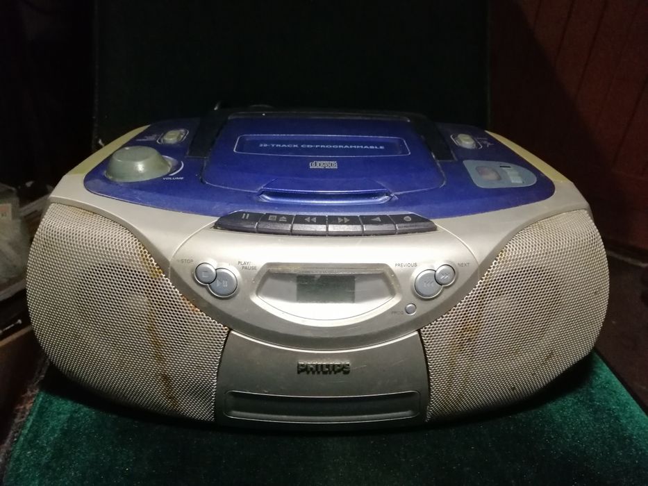 CD, касетний плеєр, радіо магнітола Phillips AZ 1004 CD