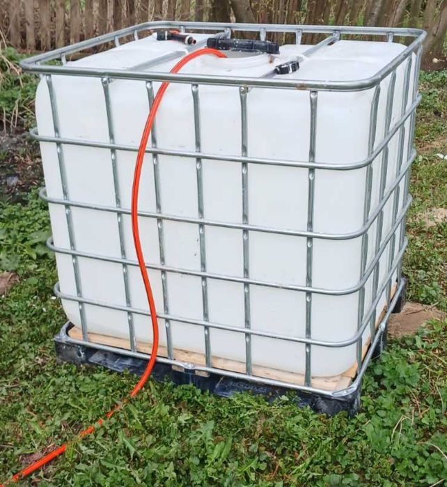 Бочка  для води, поливу