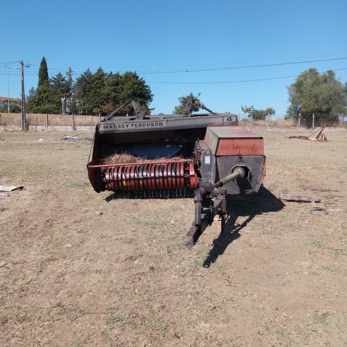 Enfardadeira Massey Ferguson