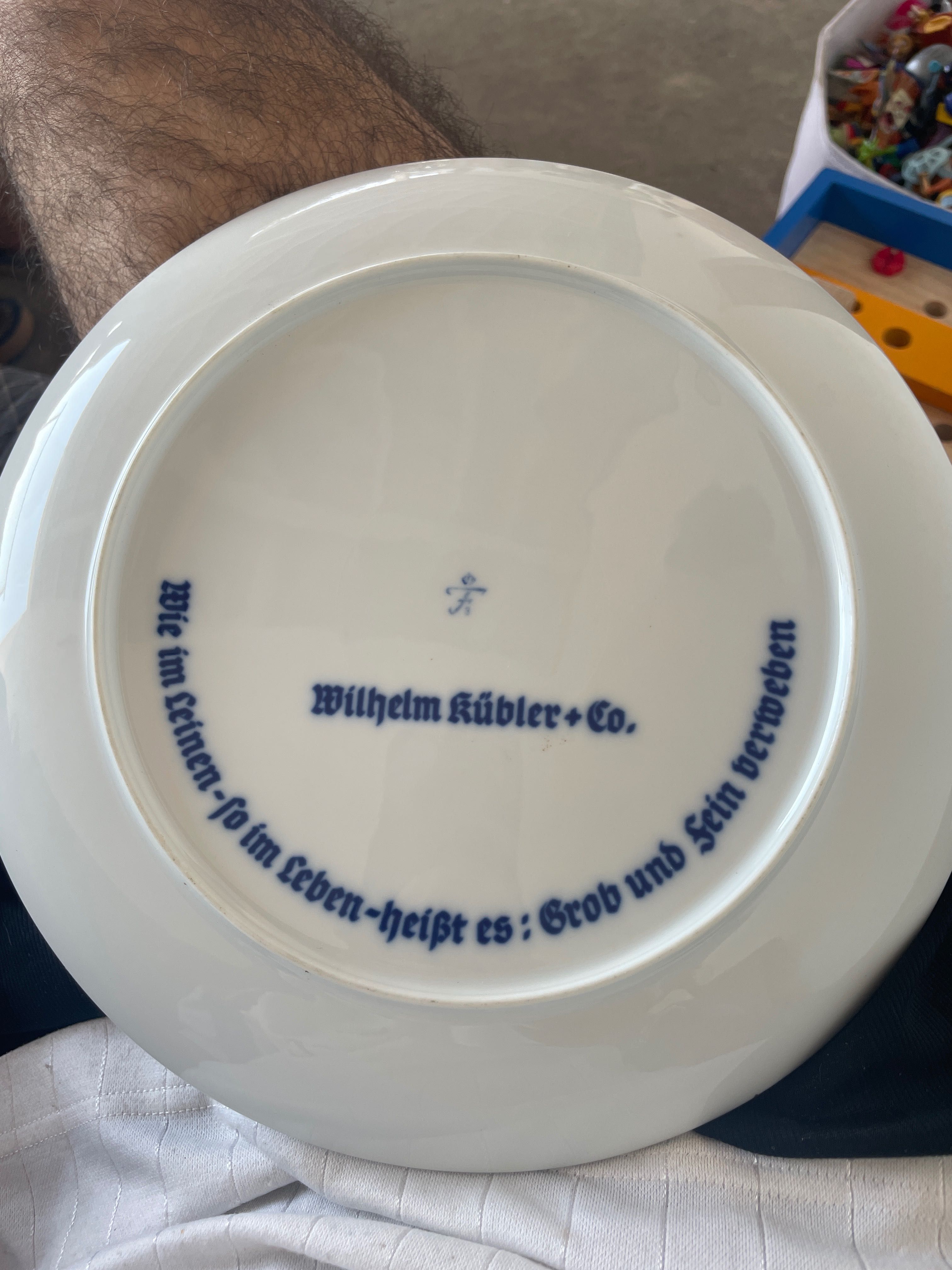 Prato antigo alemão Wilhelm Kübler