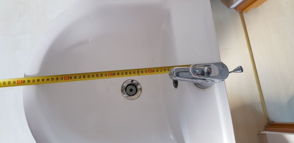 Szafka łazienkowa umywalka 60cm biała zadbana