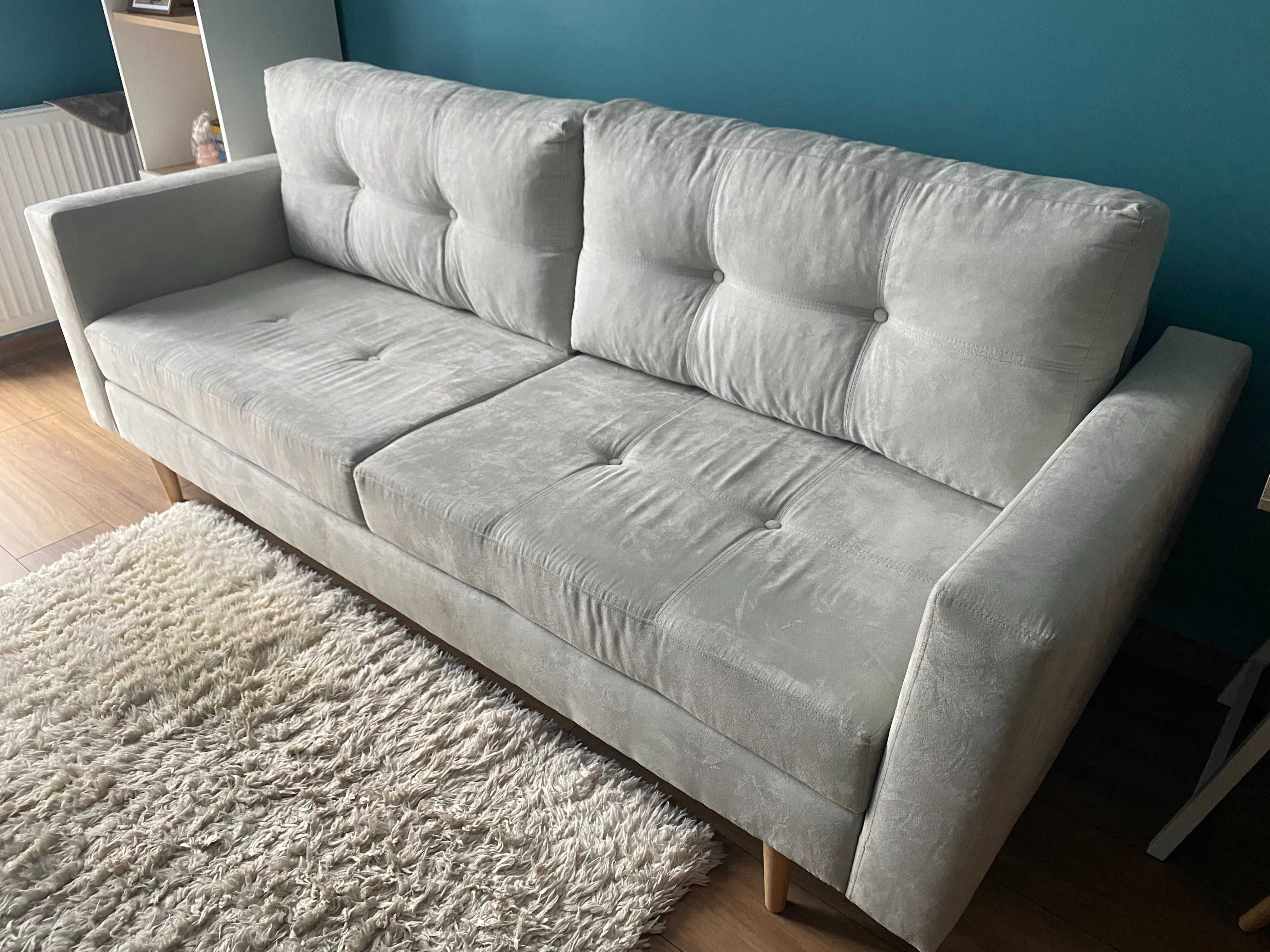 Sofa rozkładana  - biały zamsz, stan jak nowa