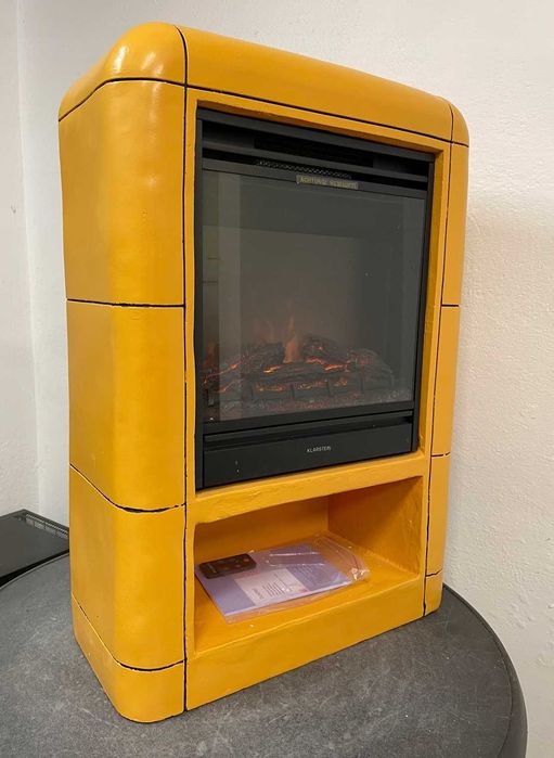 Kominek wolnostojący z funkcją grzewczą elektryczny 1800 W