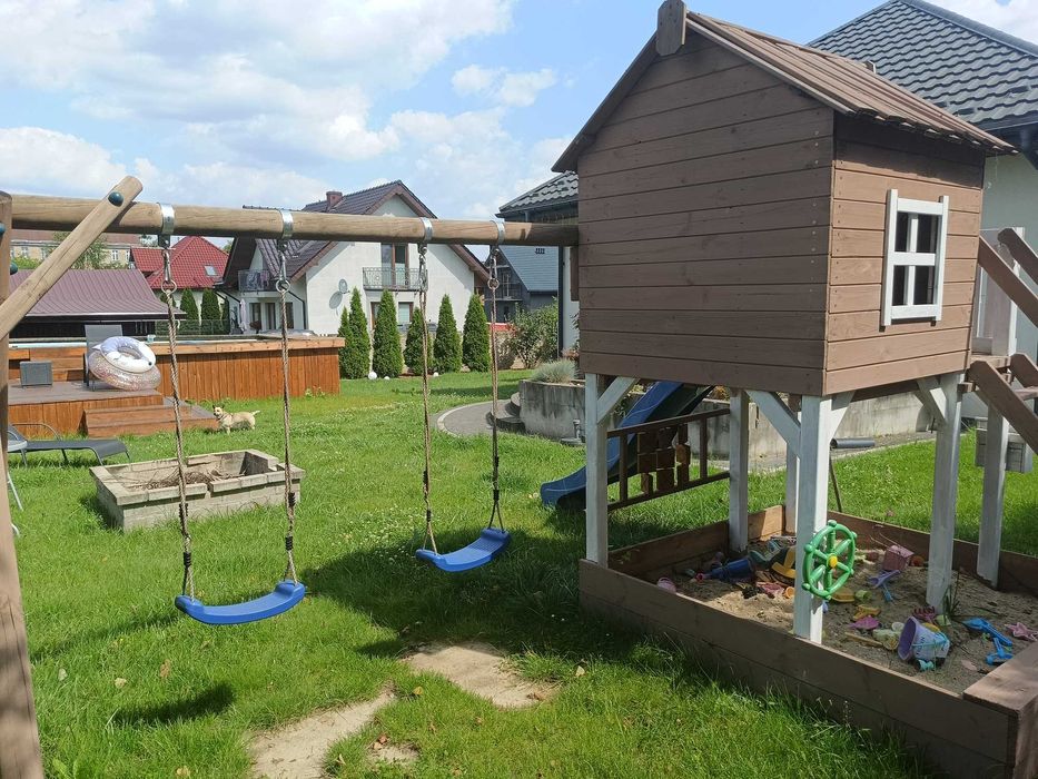 Ogrodowy domek dla dziecka