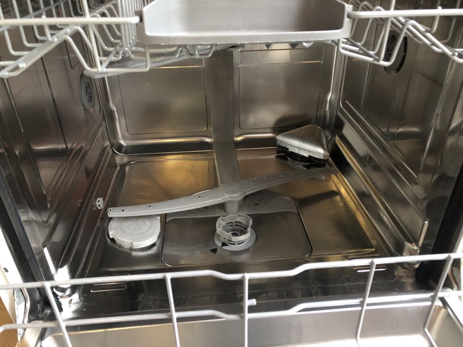 Посудомийна машина Bosch Serie 4 Zeolith 2020 рік