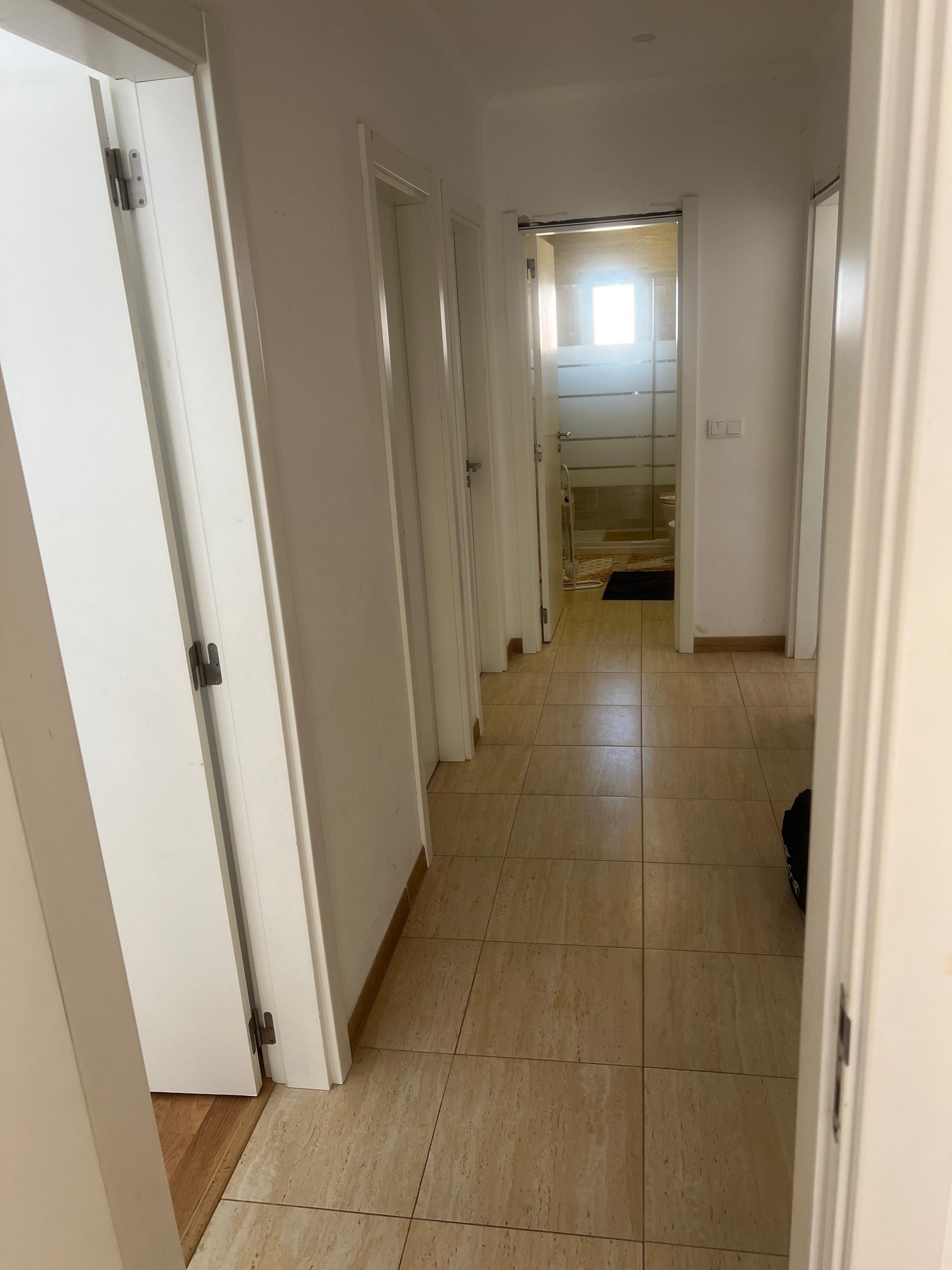 Quarto para arrendar