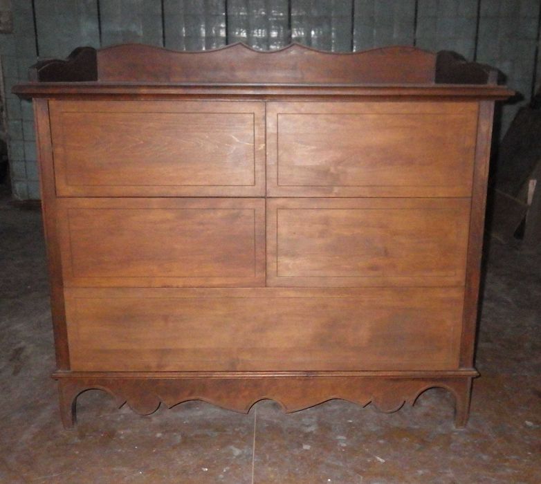 Комод из натуральной древесины