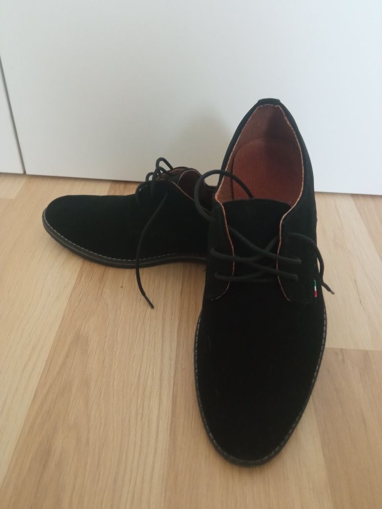 Buty komunijne chłopięce czarne skórzane zamszowe rozmiar 36 n