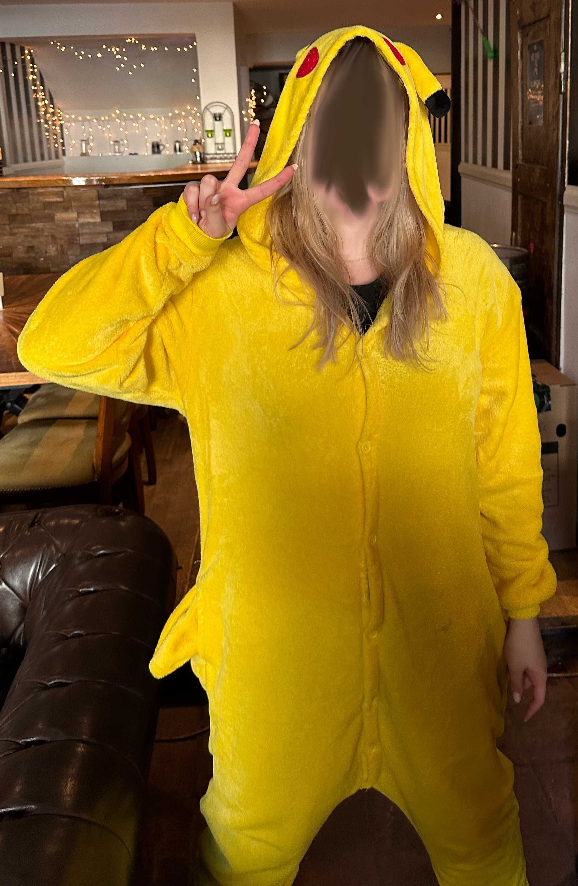 Onesie kigurumi piżama pidżama kombinezon PIKACHU rozmiar L