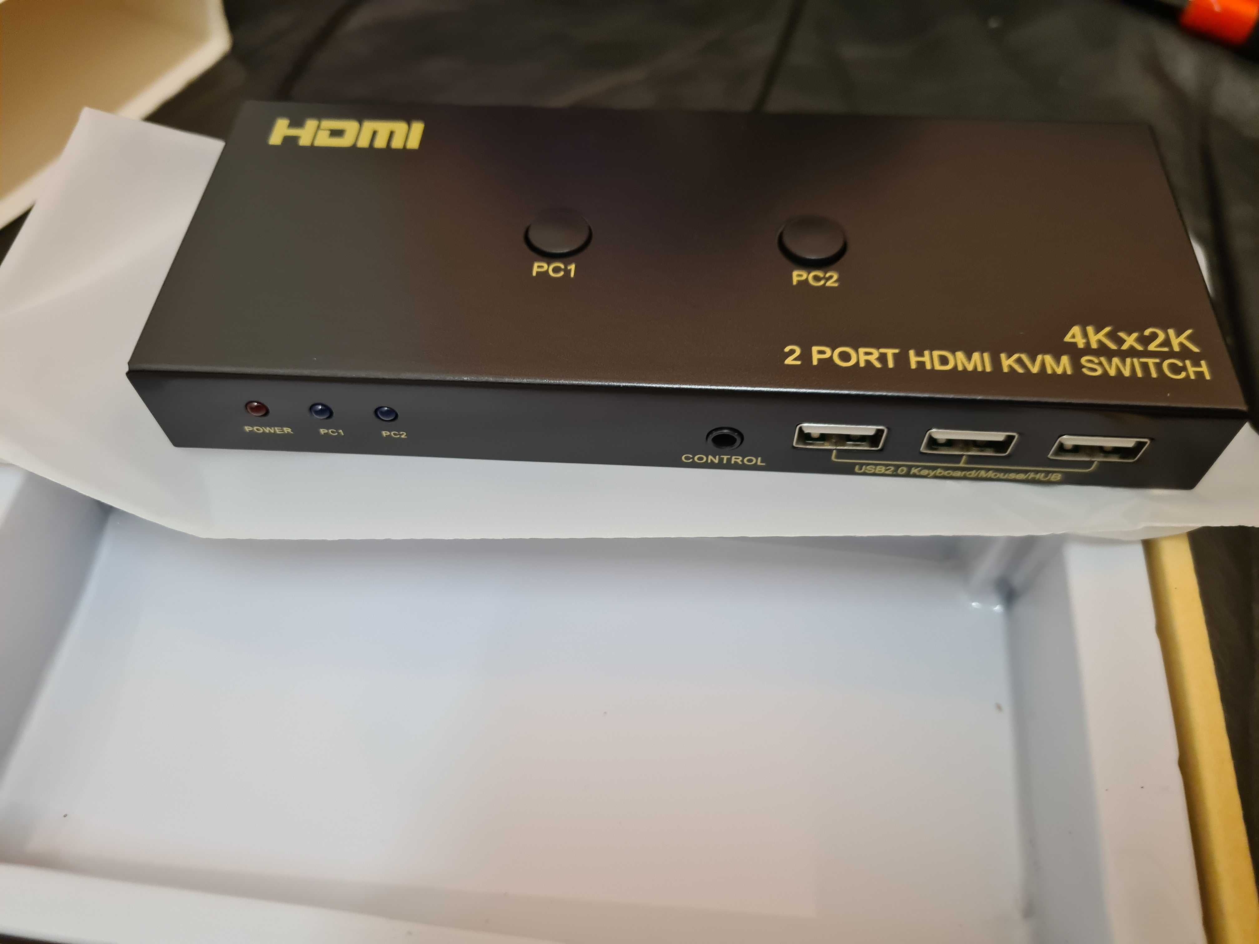 Przełącznik switch KVM HDMI 2 Port, UHD 4K 60Hz YUV RGB HDCP 2.3, USB