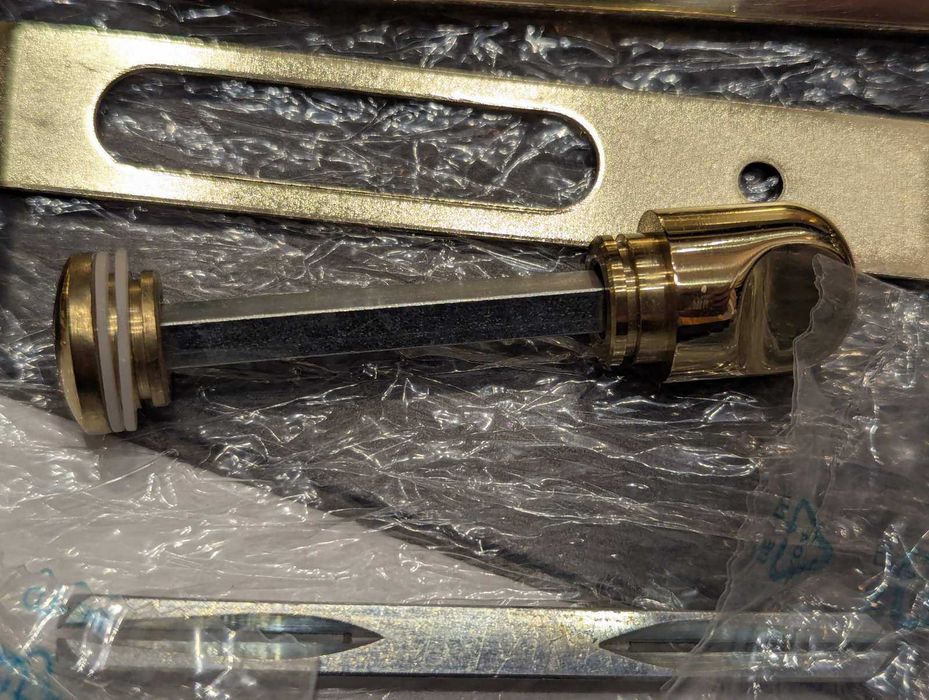 Дверна фурнітура PFS Pasini ручки відкривання з накладками Італійські