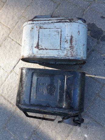Zabytkowy radziecki CCCP karnister 5L