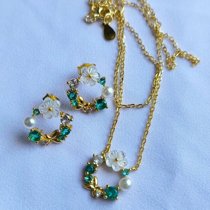 Conjunto em prata colar e brincos