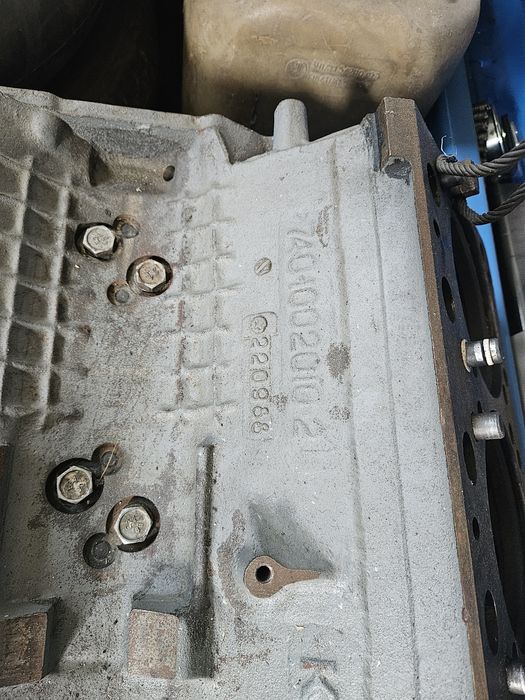 Продам двигун зіл 130 блок .камаз 740.10