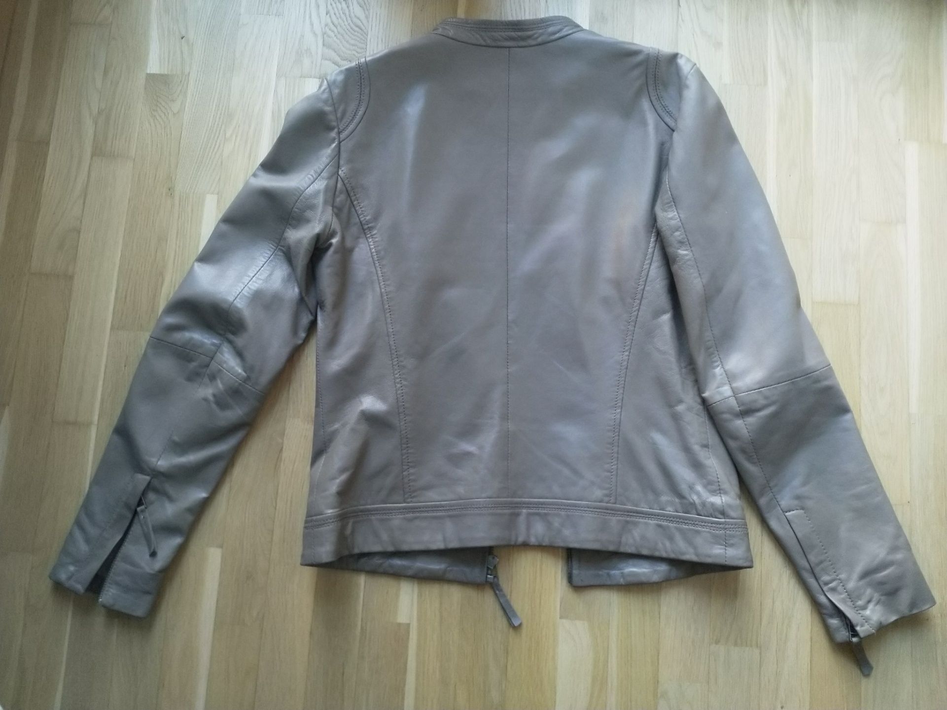 Куртка кожаная женская naf naf 36 S бежевая