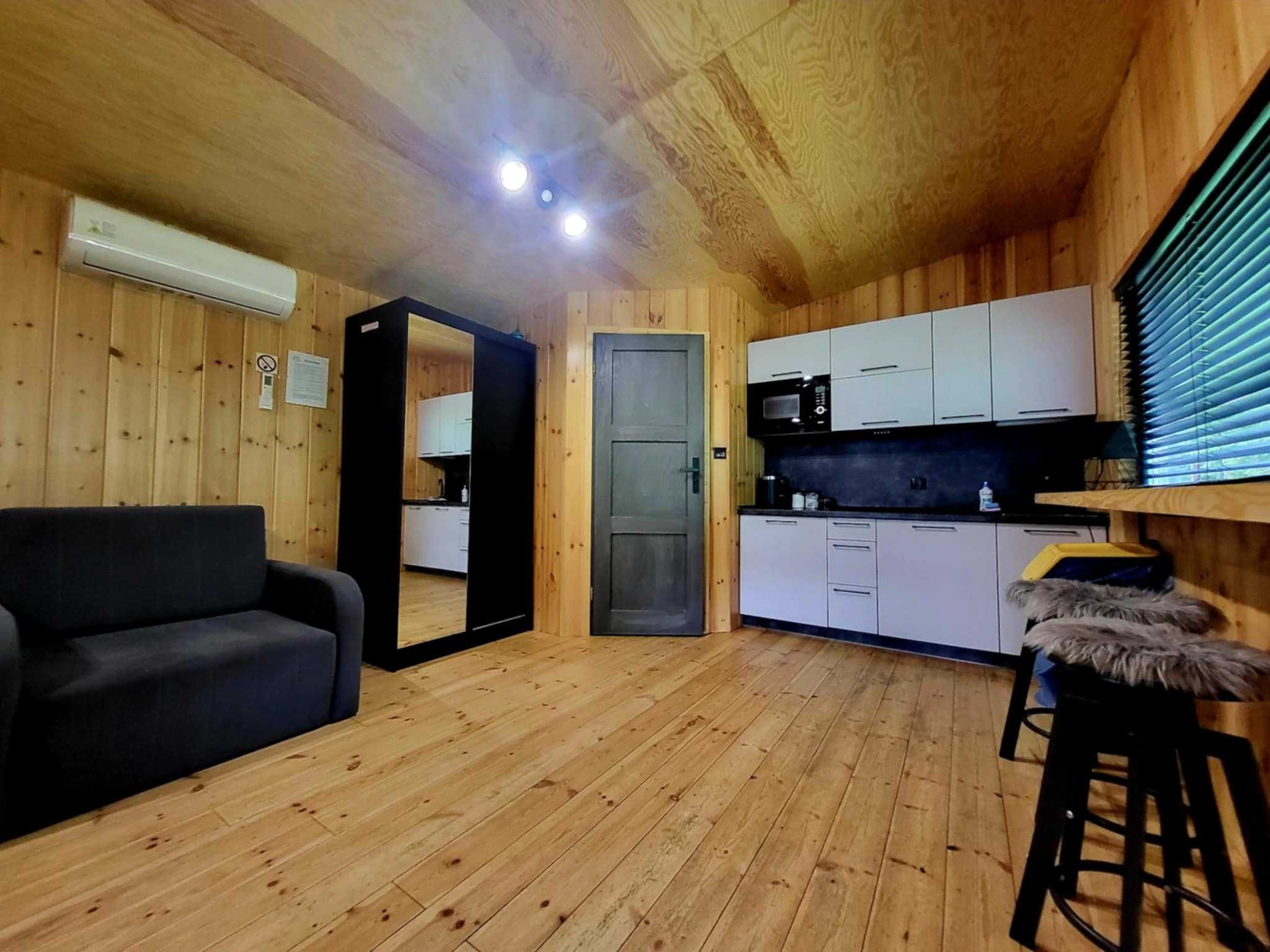 Domek z sauną nad jeziorem