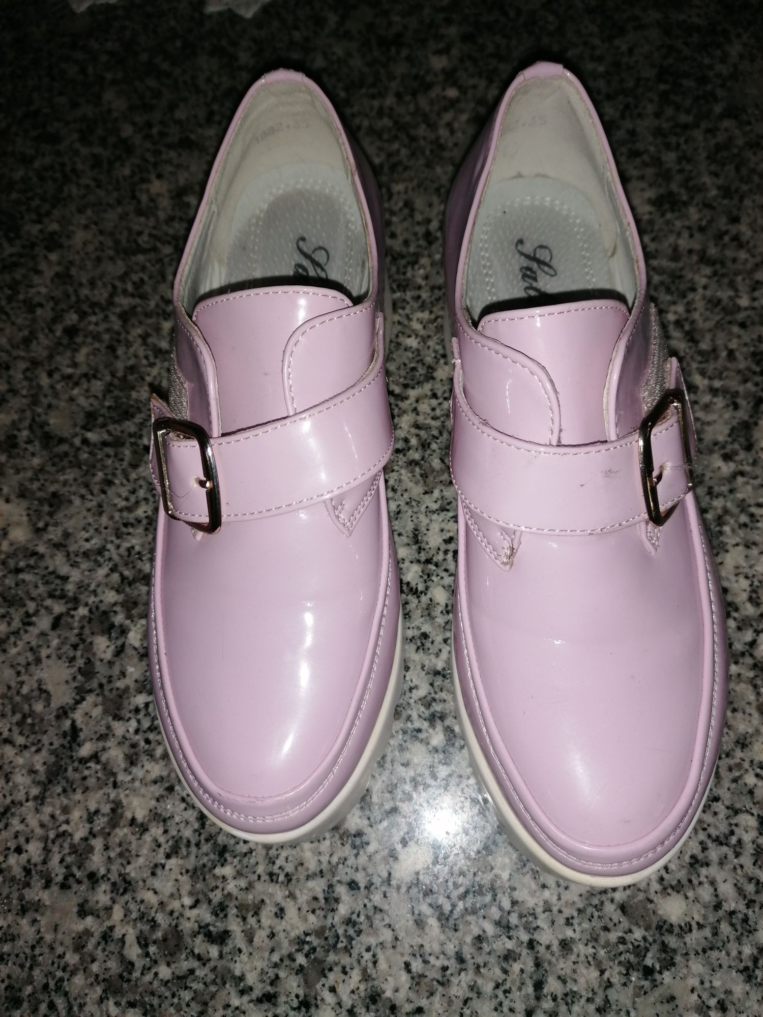 Sapato lilás n 35