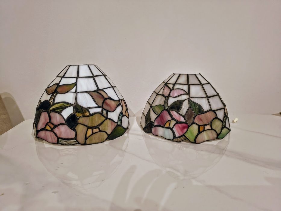 Kinkiety witrażowe lampy Tiffany
