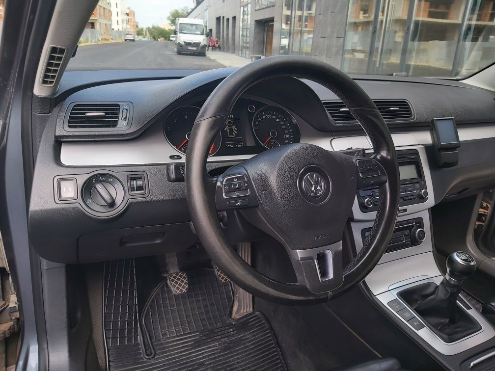 Passat B6 2010 рік